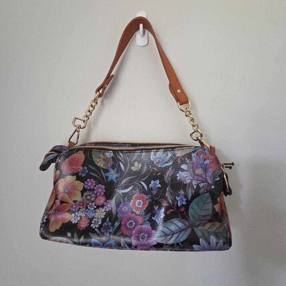 Great Condition Y2K Boho Black Valentina Floral Shoulder Purse | Genuine Leather